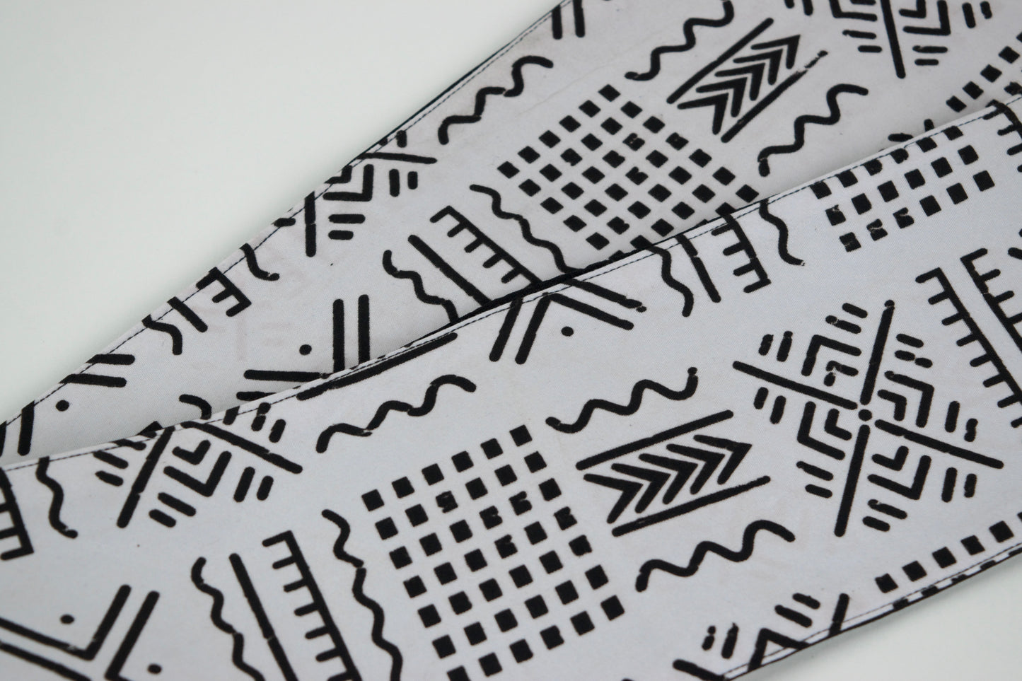 Heritage Collection African Print Graduation Sash - White and Black w/ Xs Print